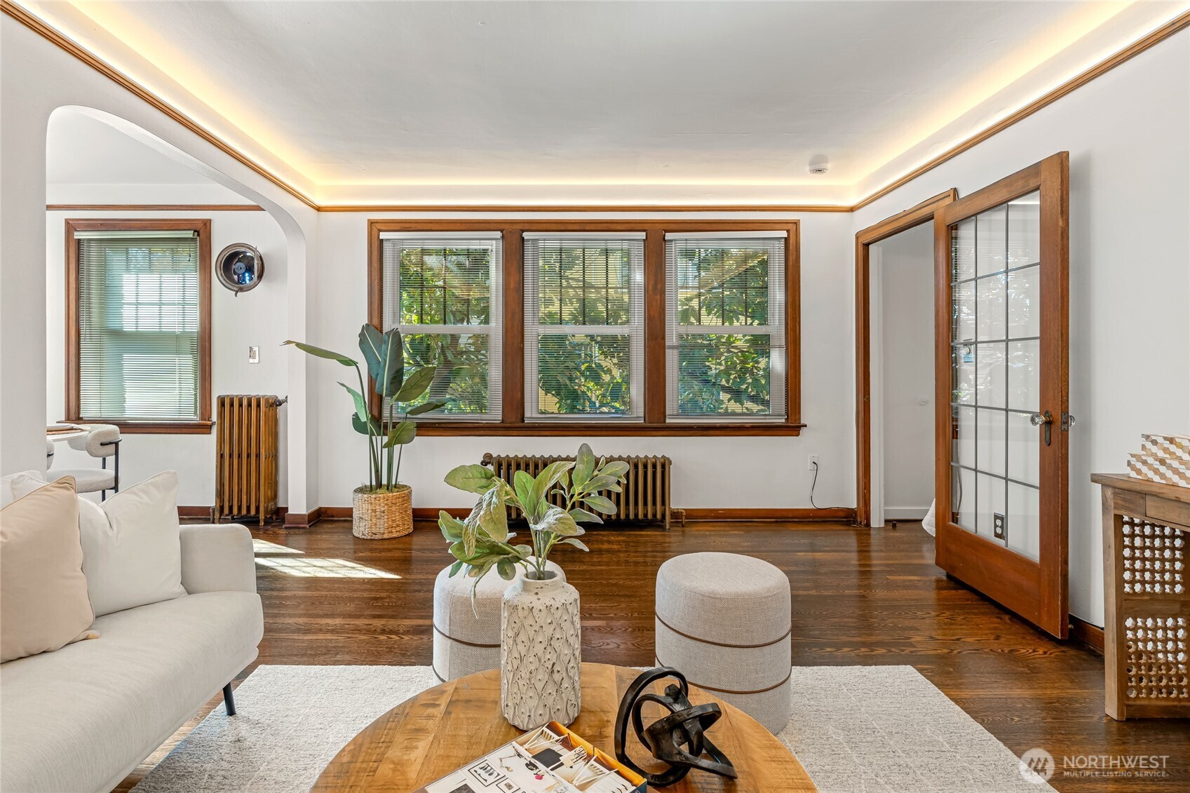 411 Boylston Avenue E Unit: 207