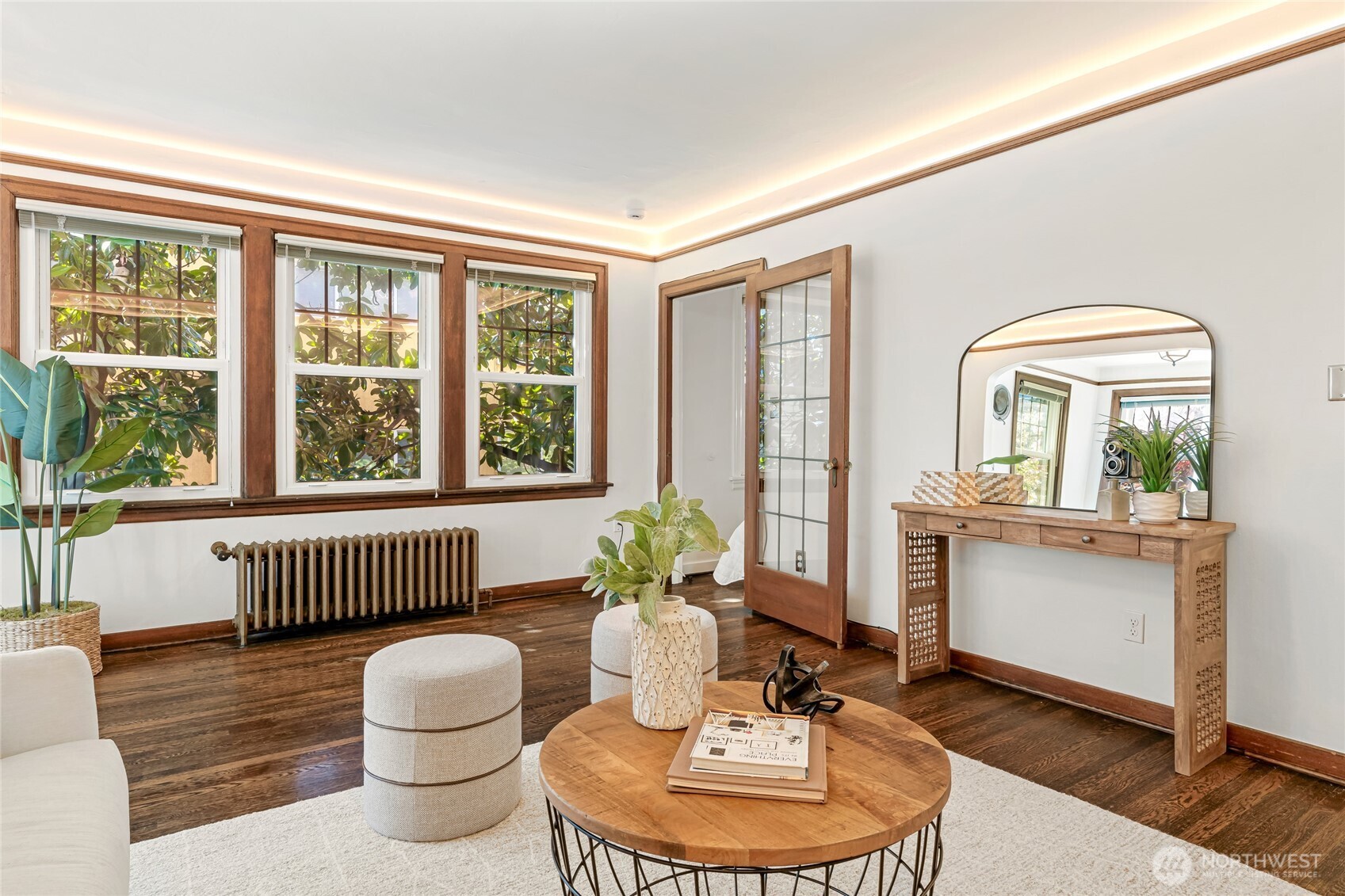 411 Boylston Avenue E Unit: 207