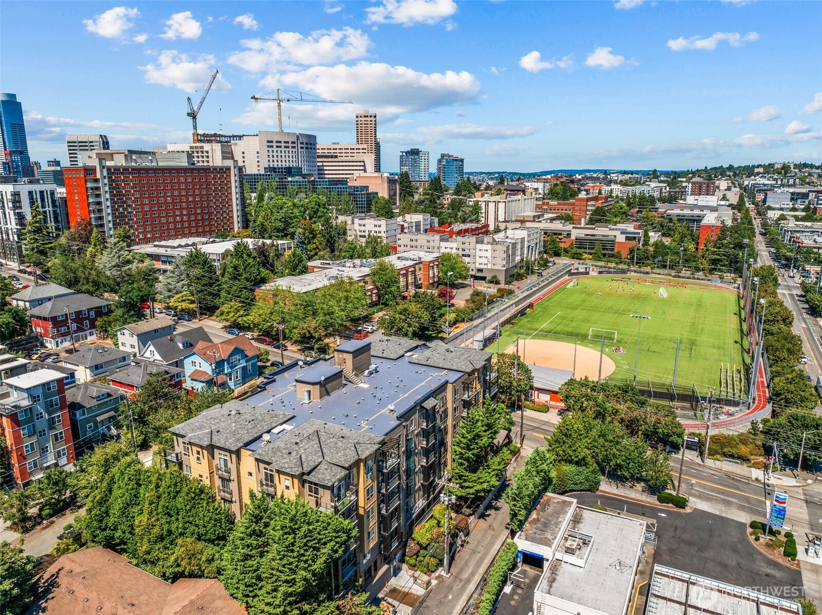 412 11th Avenue Unit: 206