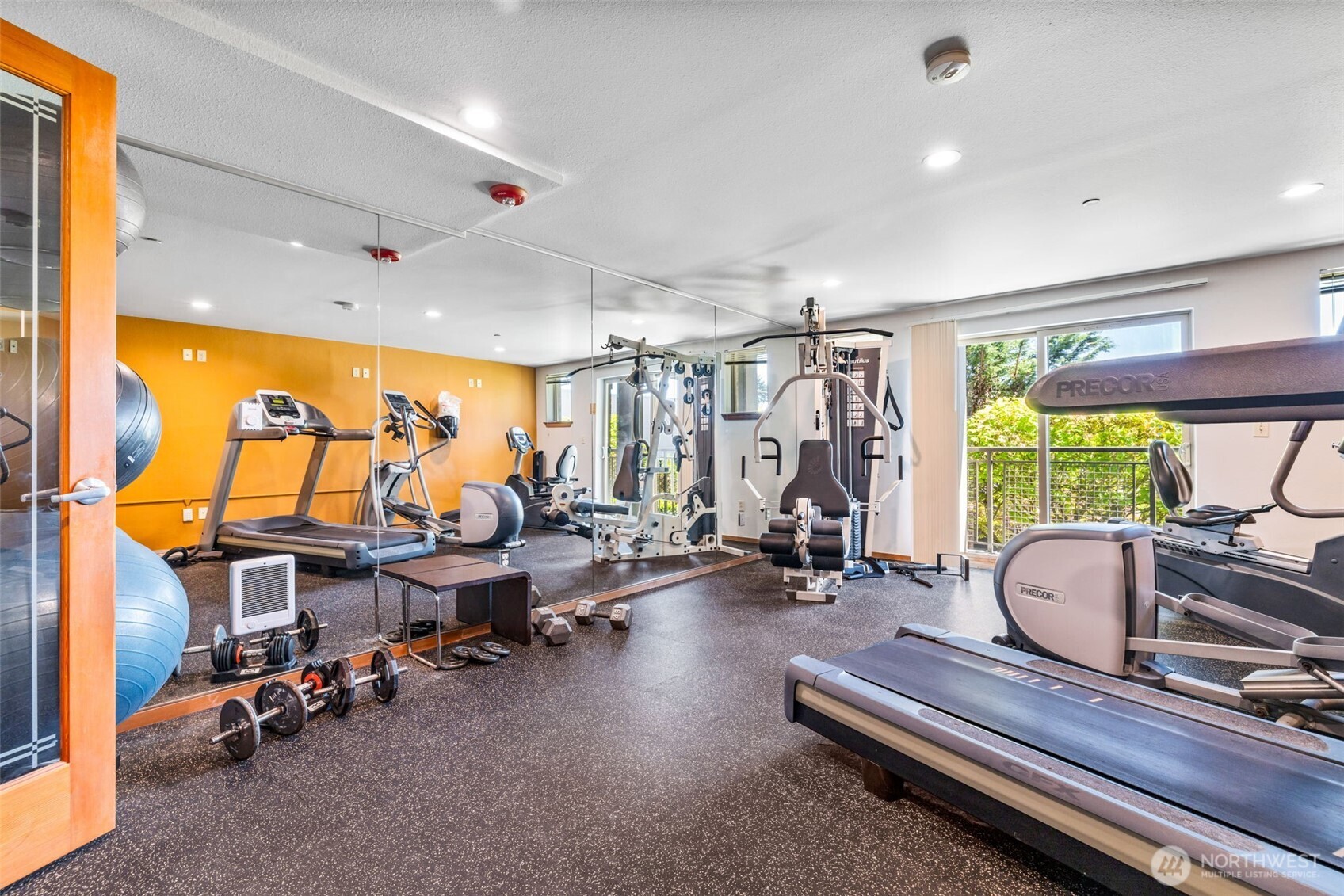 412 11th Avenue Unit: 206