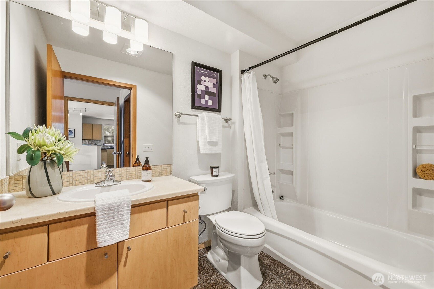 412 11th Avenue Unit: 206