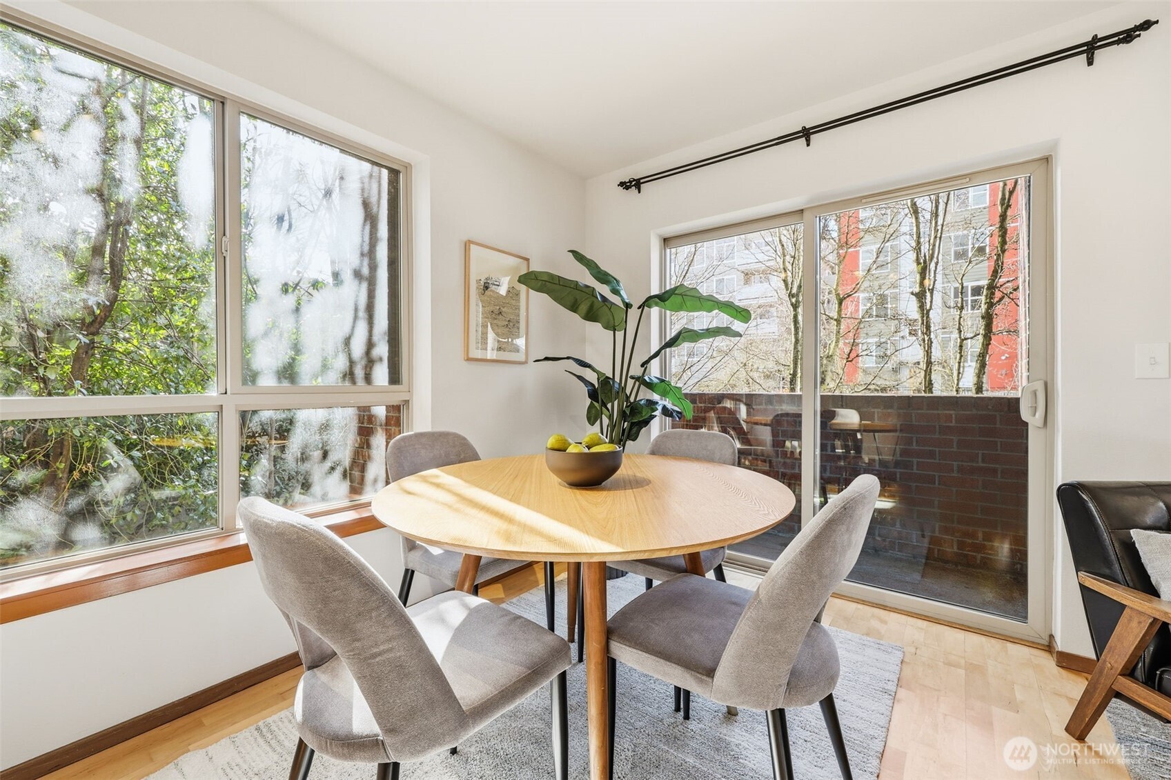 412 11th Avenue Unit: 206