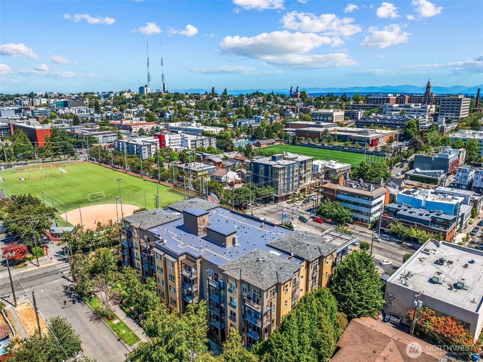 412 11th Avenue Unit: 206