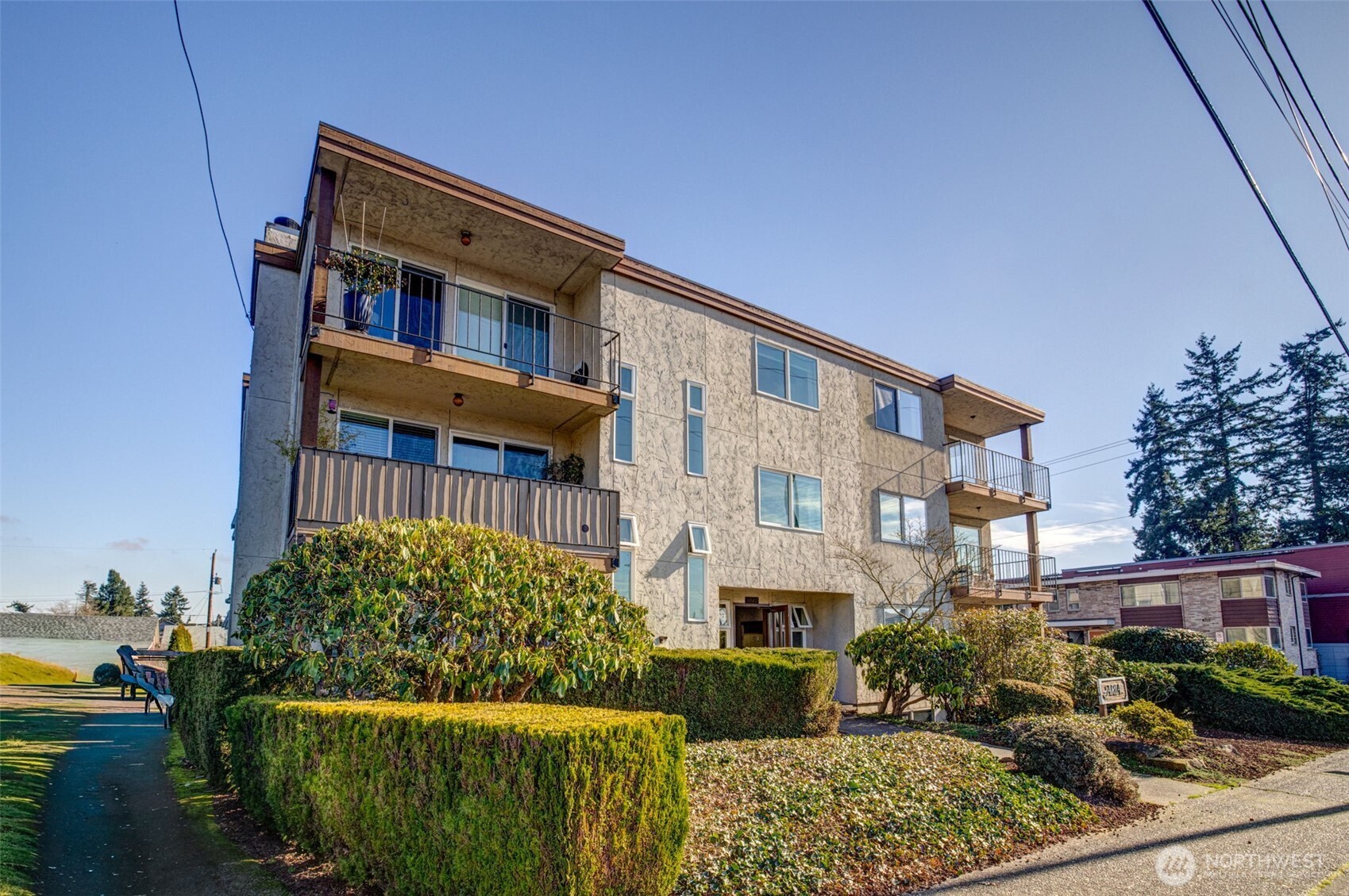 8000 28th Avenue NW Unit: 320