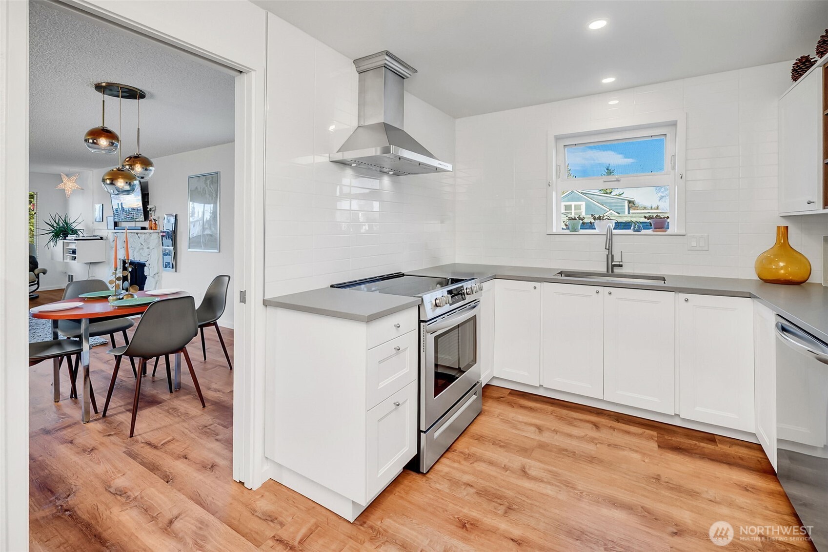 8000 28th Avenue NW Unit: 320