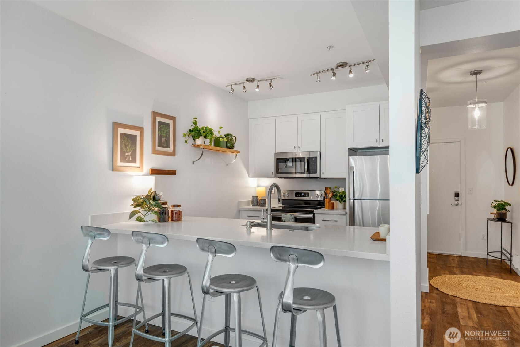 3213 Harbor Avenue SW Unit: 216