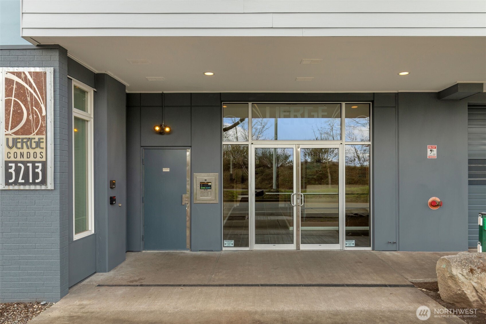 3213 Harbor Avenue SW Unit: 216