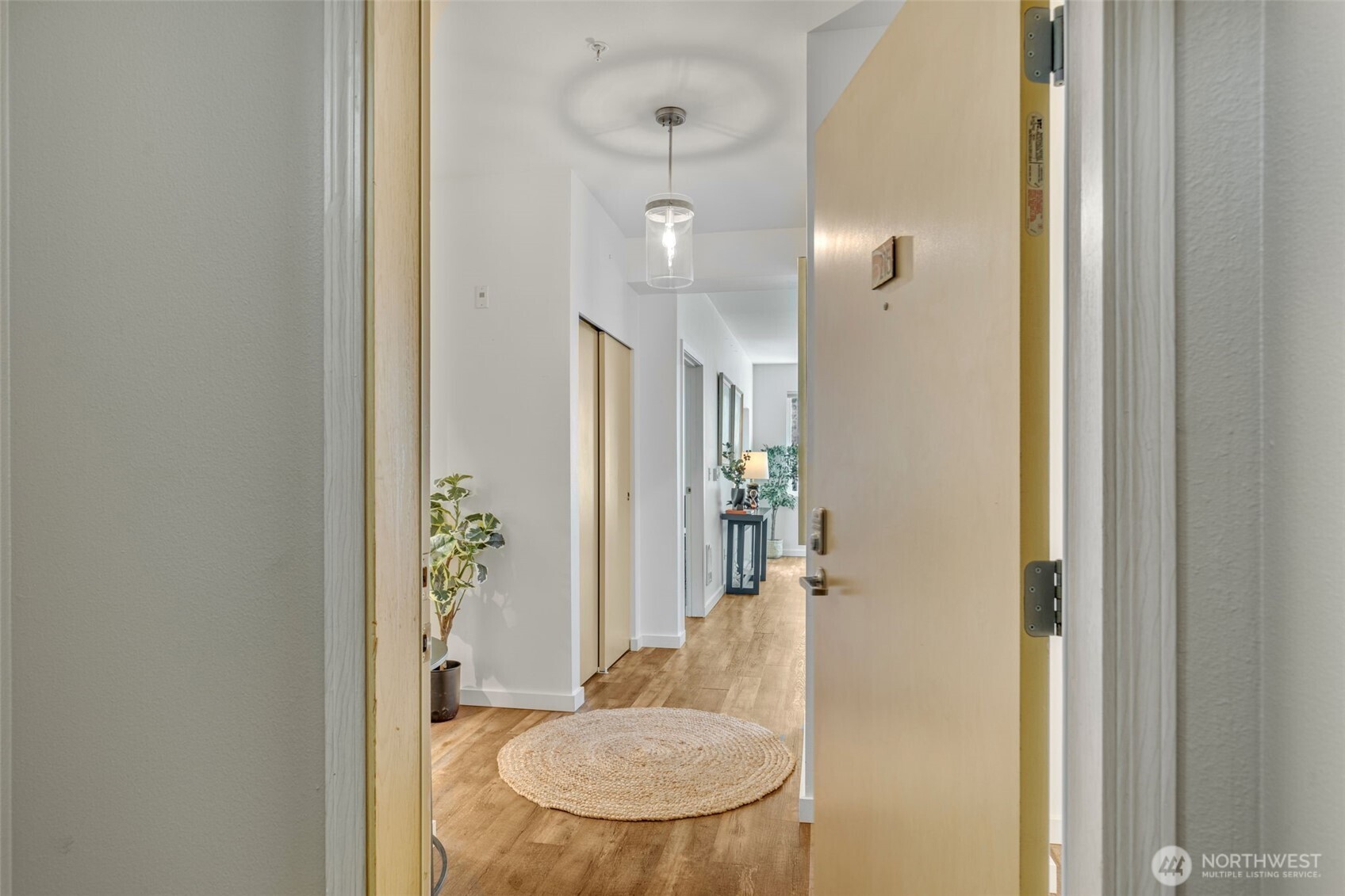 3213 Harbor Avenue SW Unit: 216