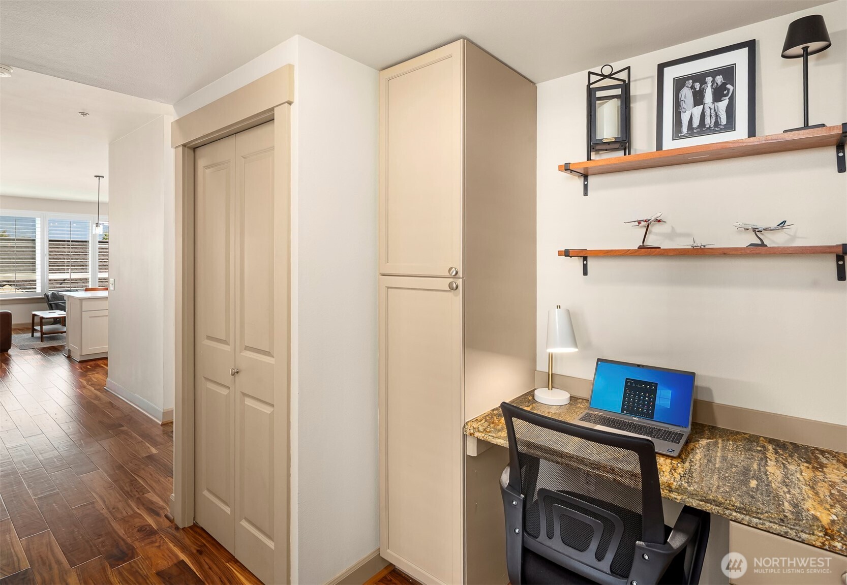 1840 25th Avenue NE Unit: 202