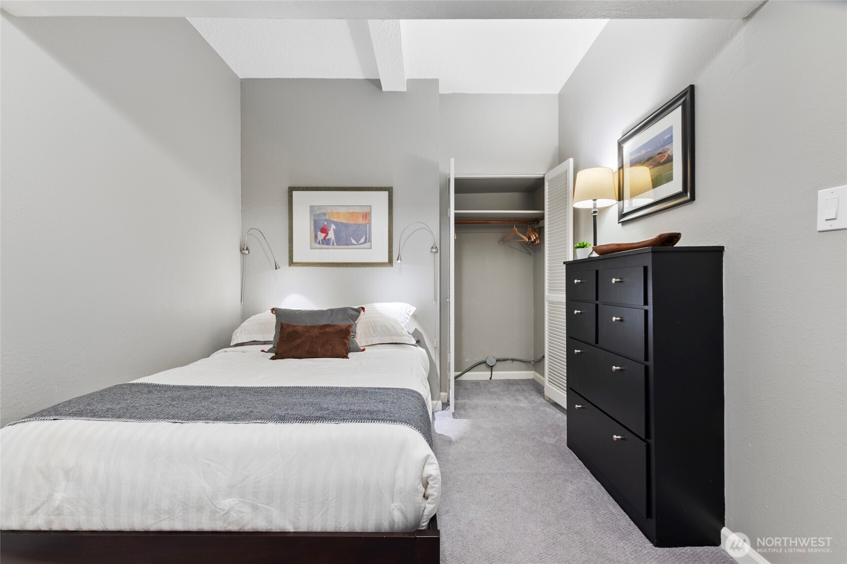 1107 E Denny Way Unit: A-3