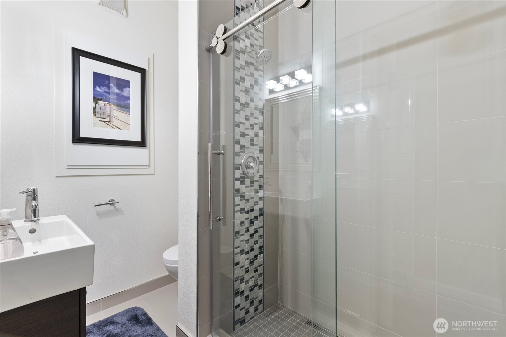1107 E Denny Way Unit: A-3