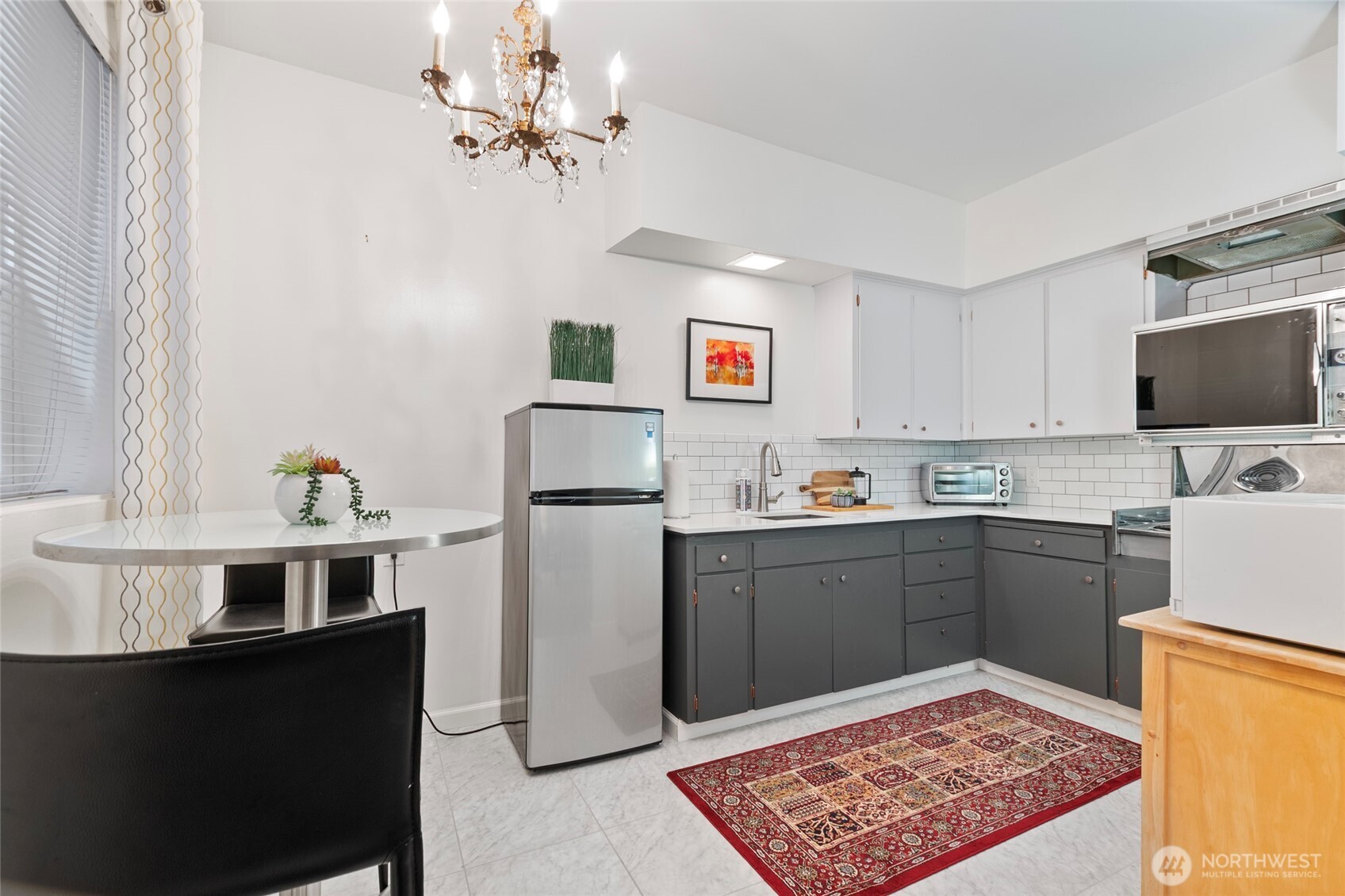 1107 E Denny Way Unit: A-3