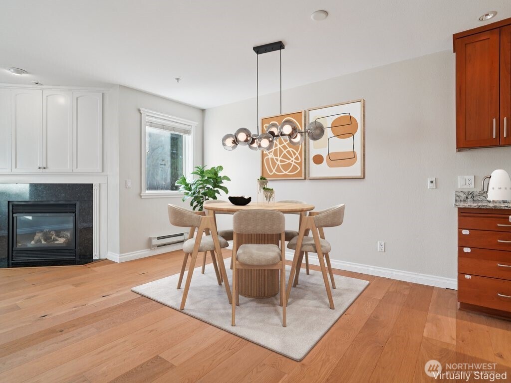 717 E Denny Way Unit: 4B
