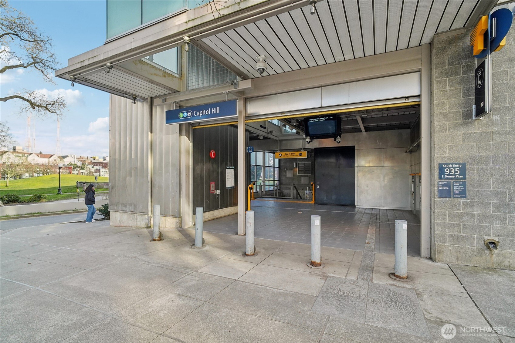 717 E Denny Way Unit: 4B