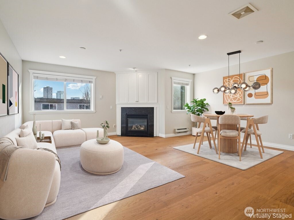 717 E Denny Way Unit: 4B