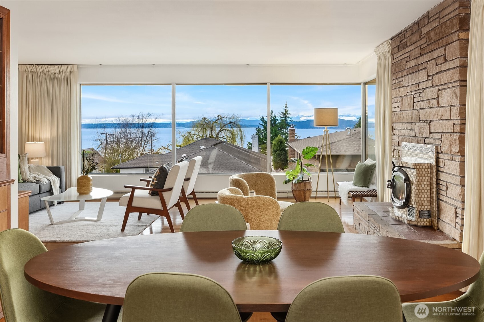 5726 SW Spokane Street