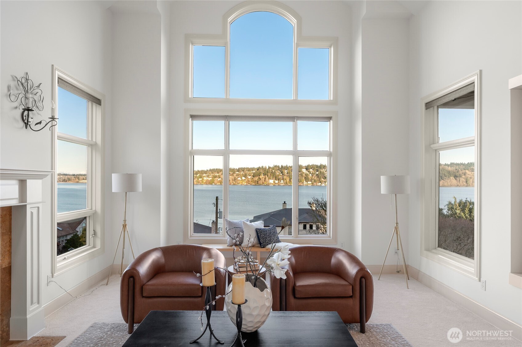 15517 Lake Shore Boulevard NE