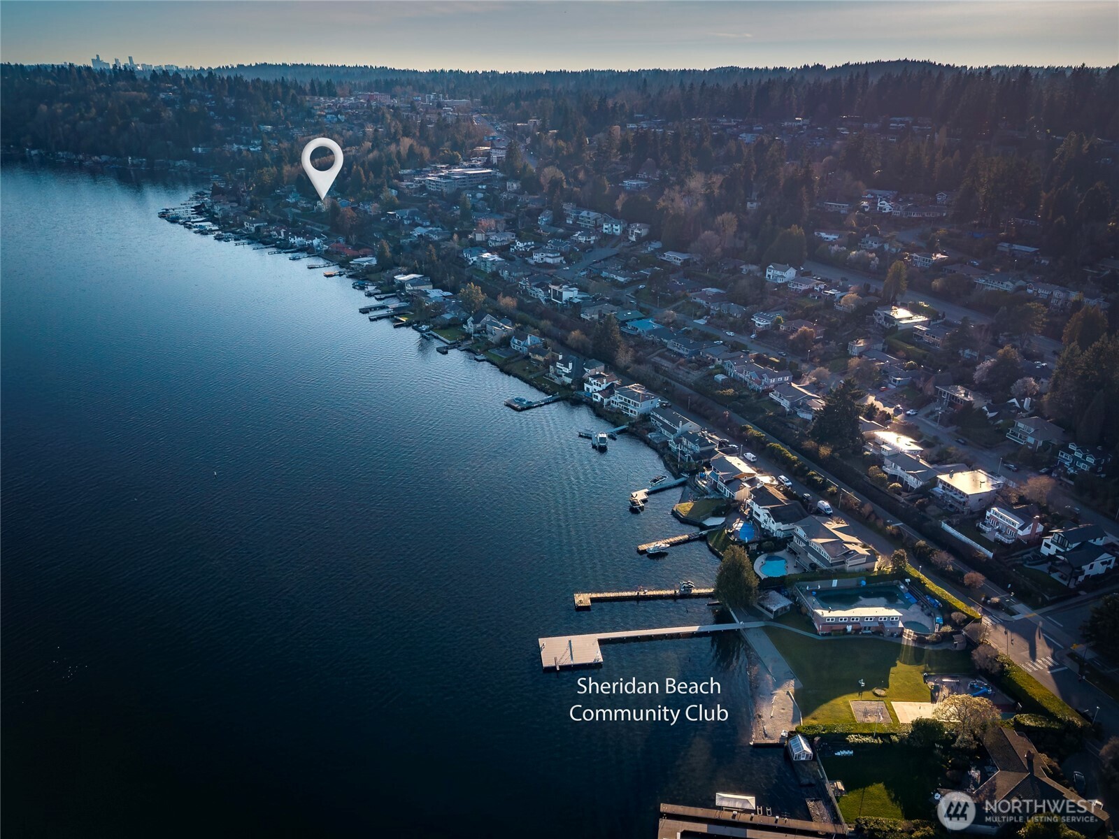 15517 Lake Shore Boulevard NE