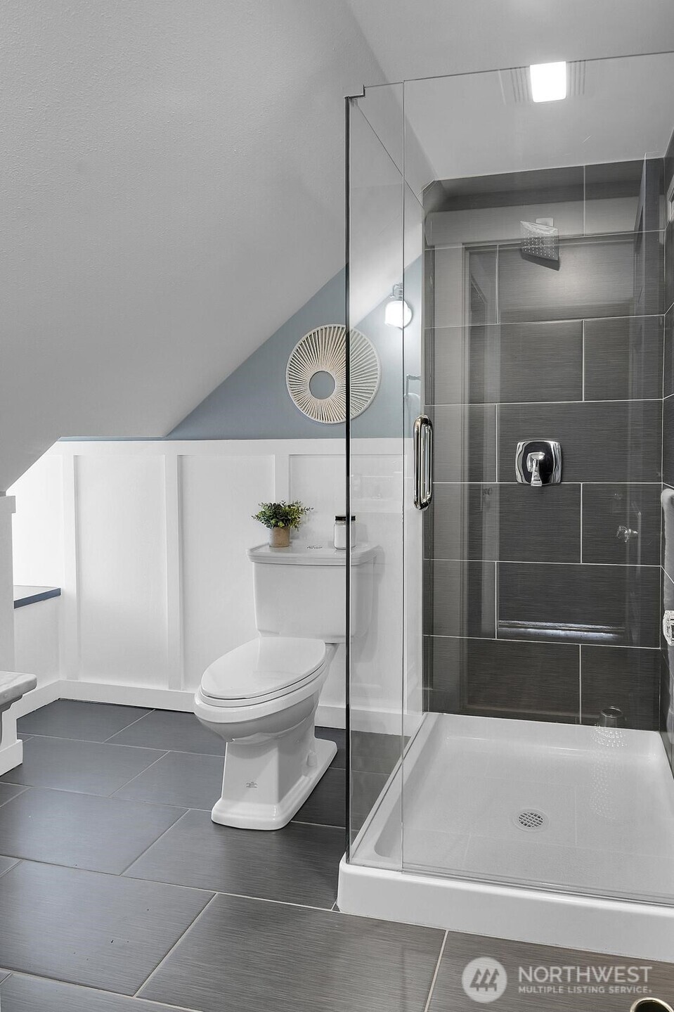 2110 Virginia Avenue