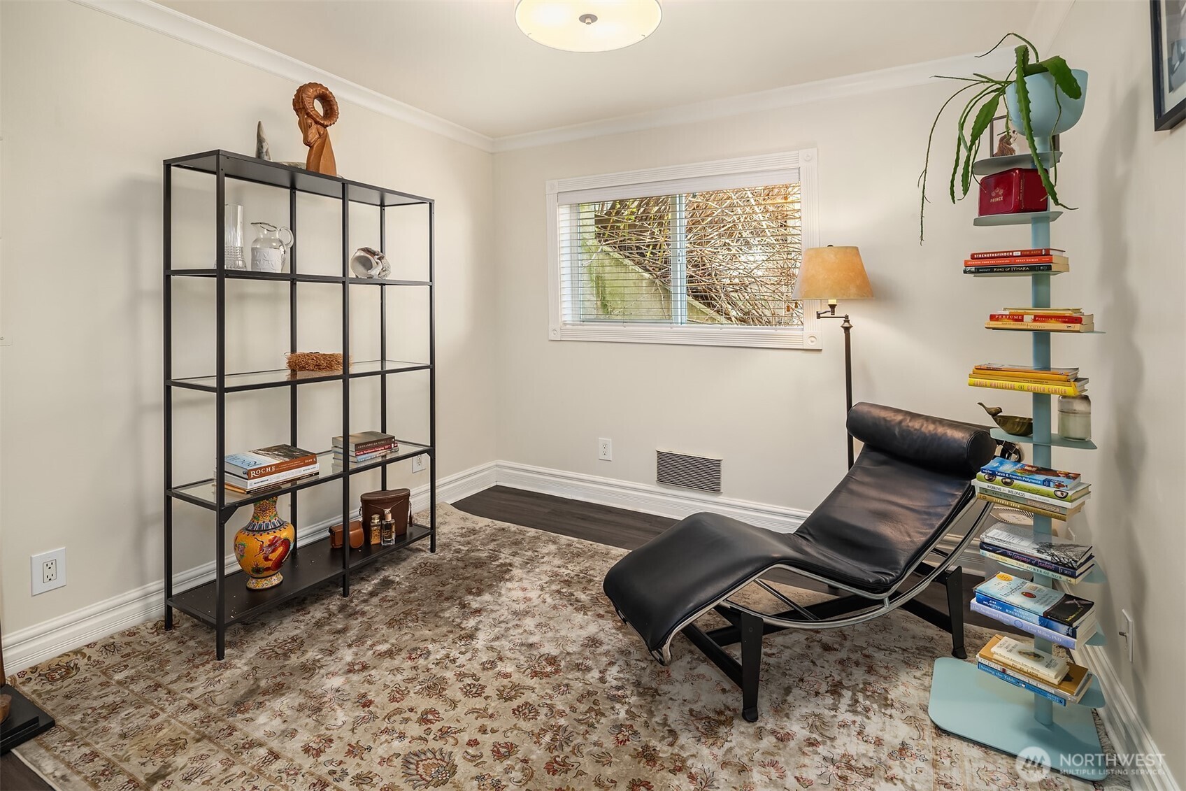 311 E Republican Street Unit: 201