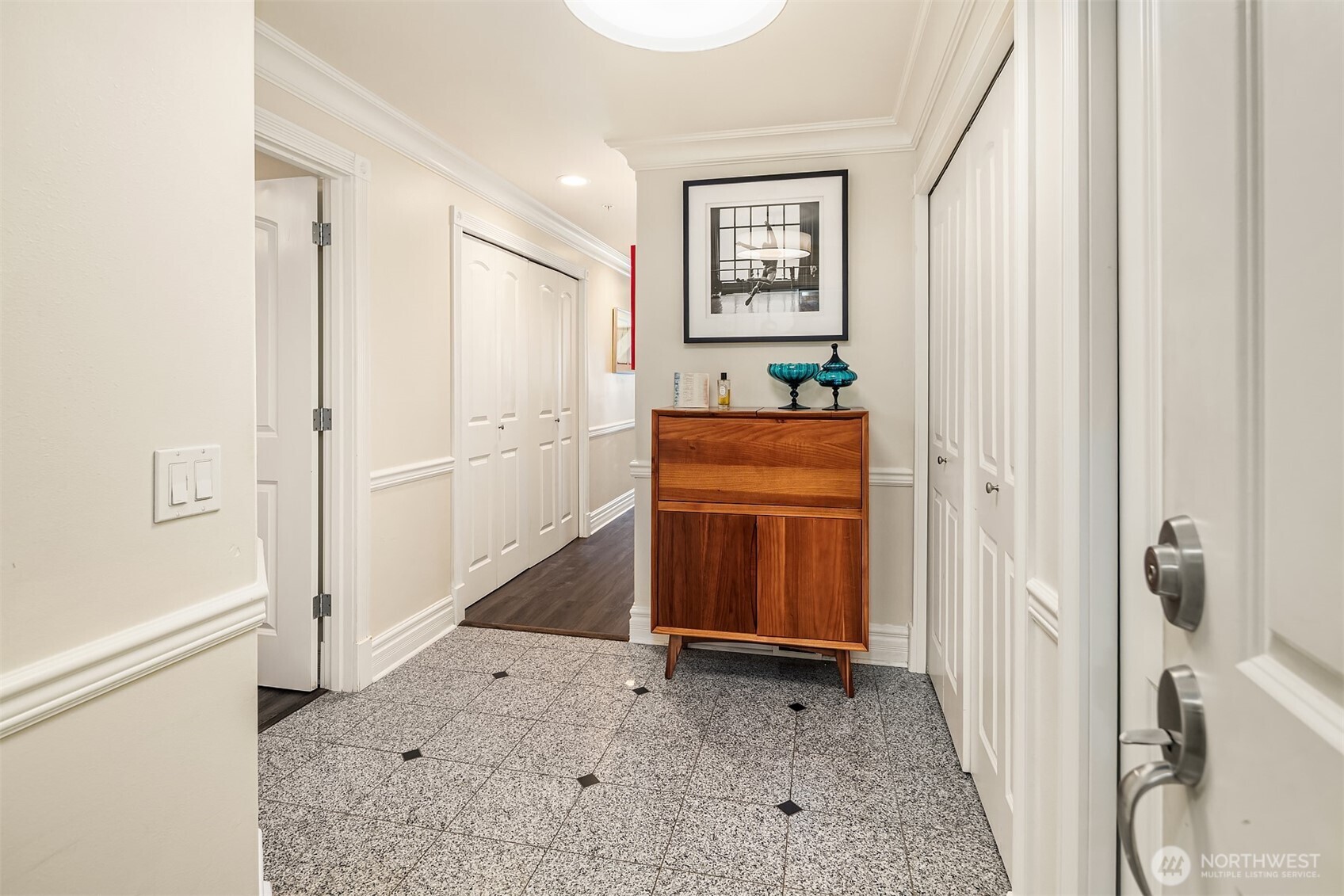 311 E Republican Street Unit: 201