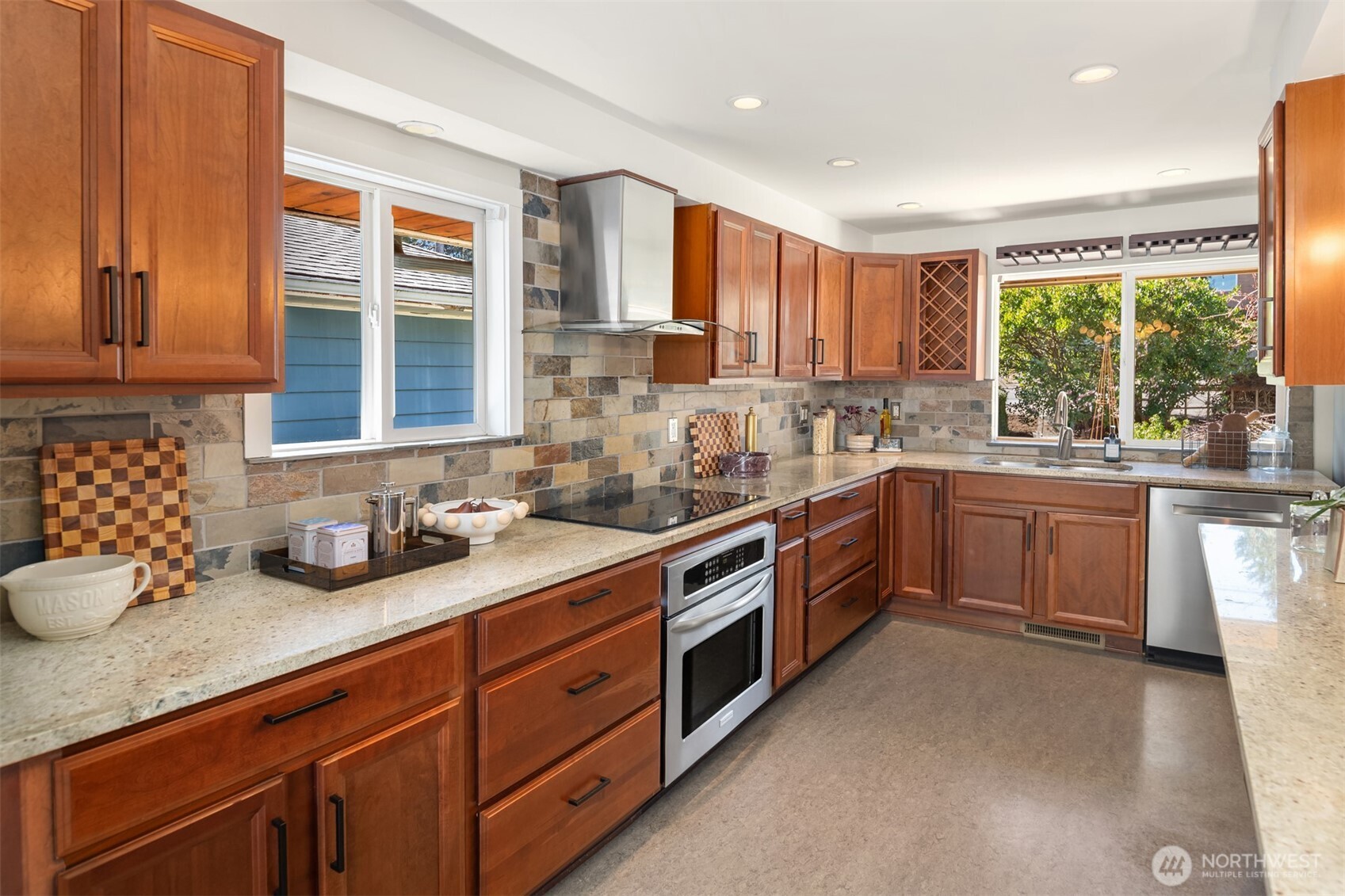 11544 24th Avenue NE