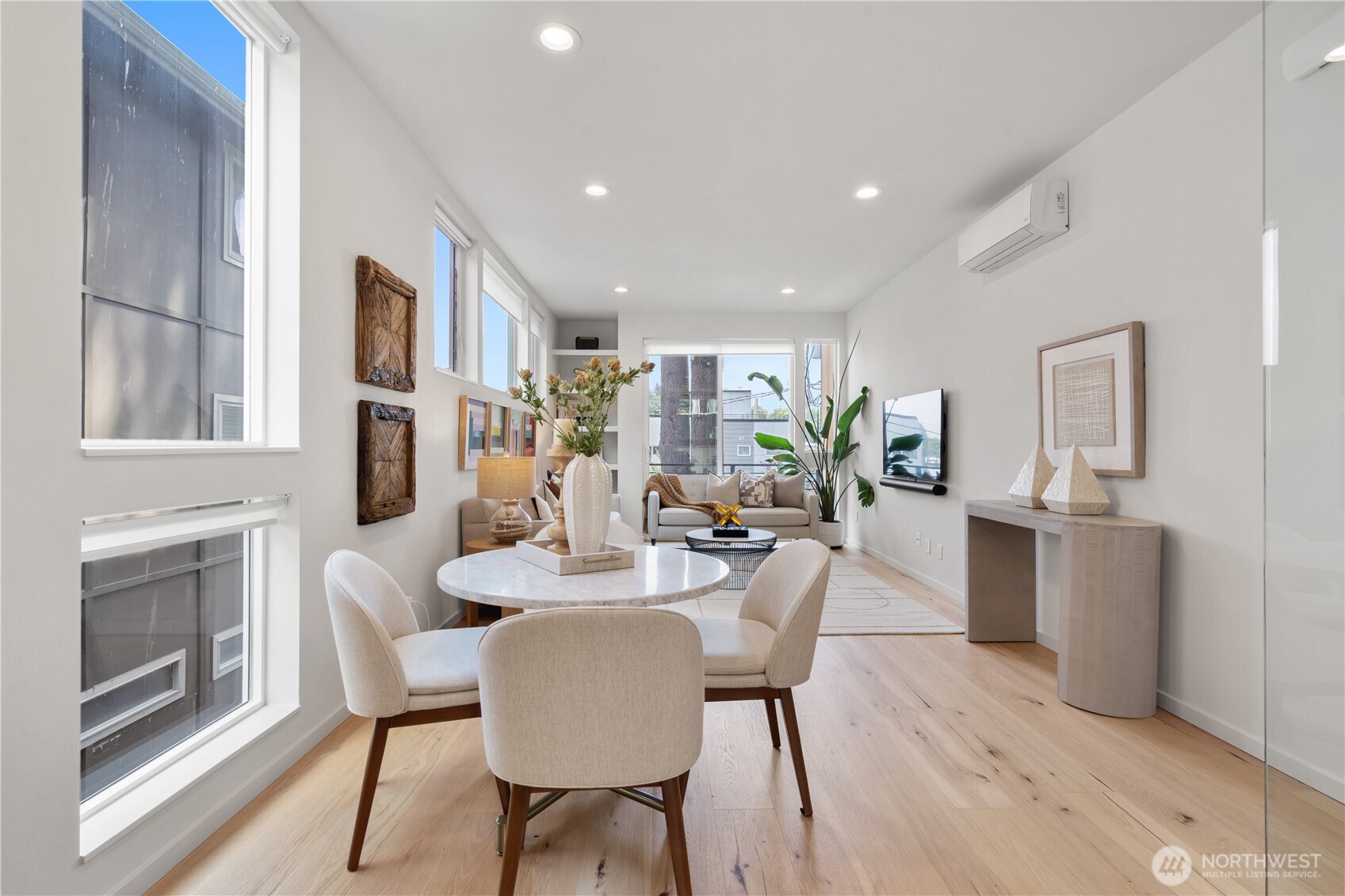 115 27th Avenue E Unit: D
