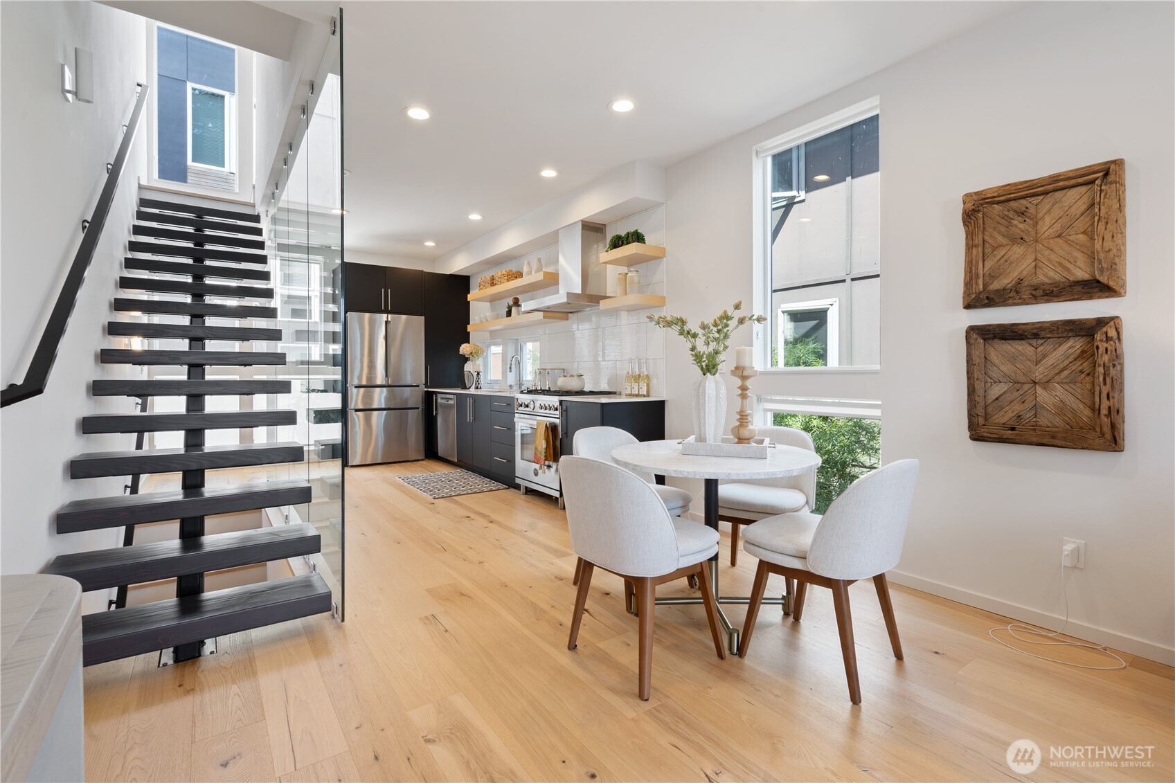 115 27th Avenue E Unit: D