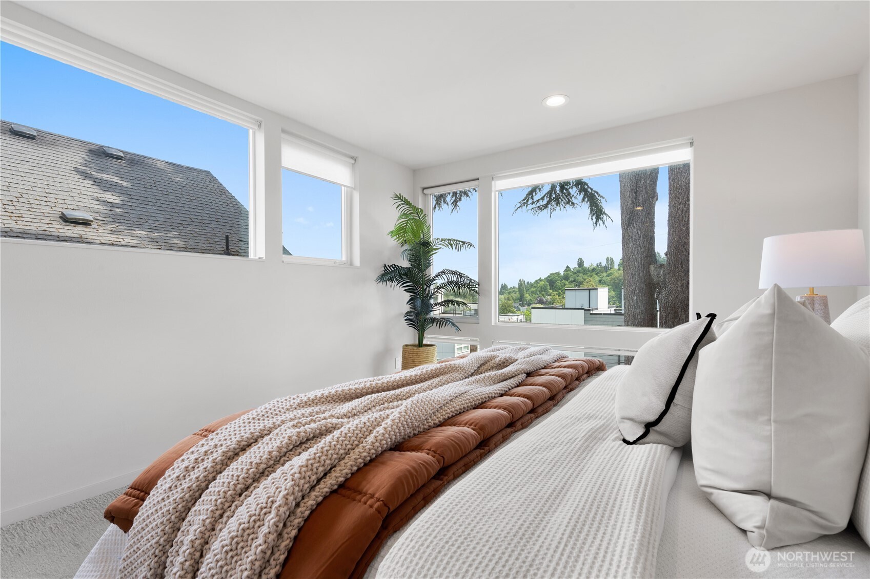 115 27th Avenue E Unit: D