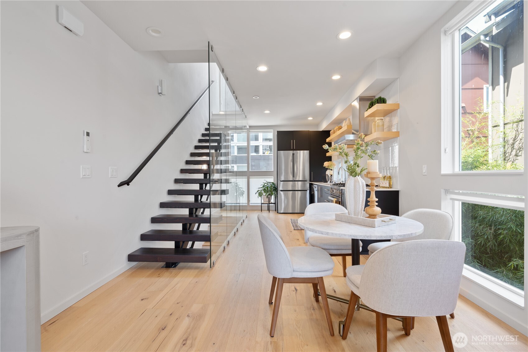 115 27th Avenue E Unit: D