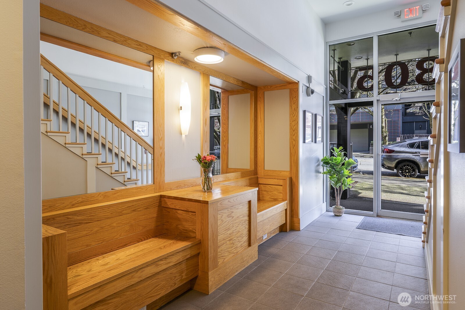 1805 Bellevue Avenue Unit: 301