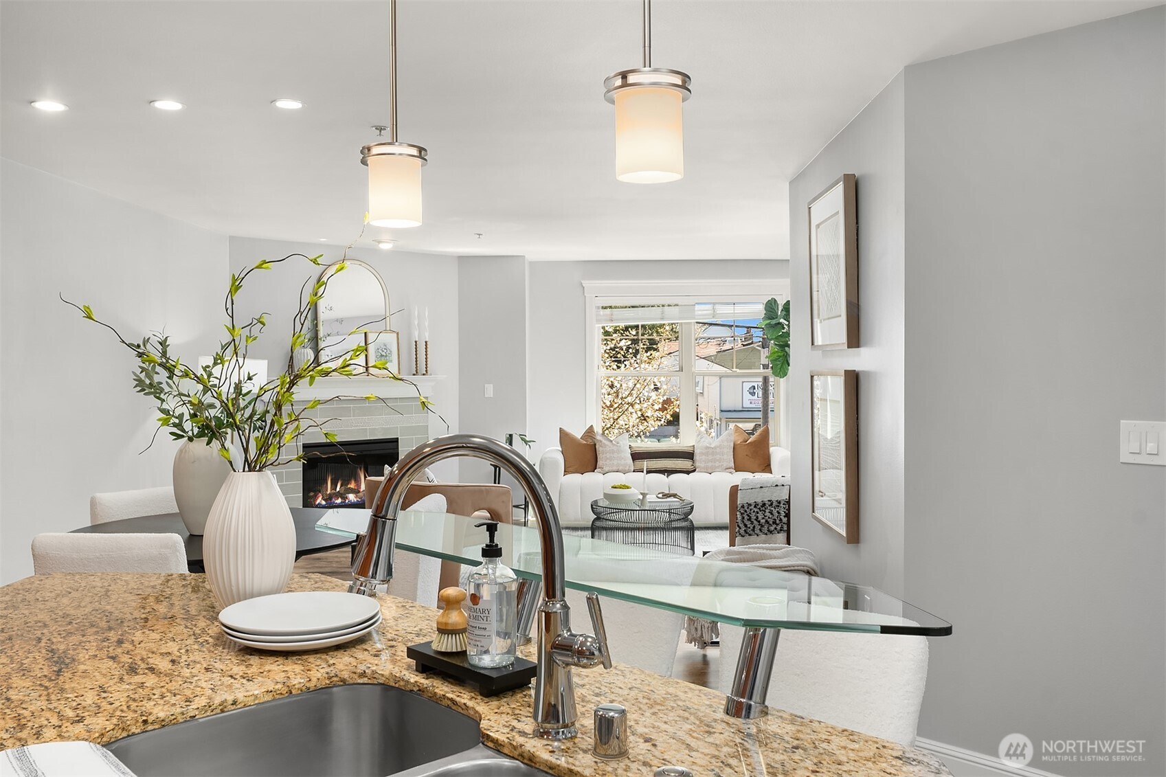 3150 W Government Way Unit: 209