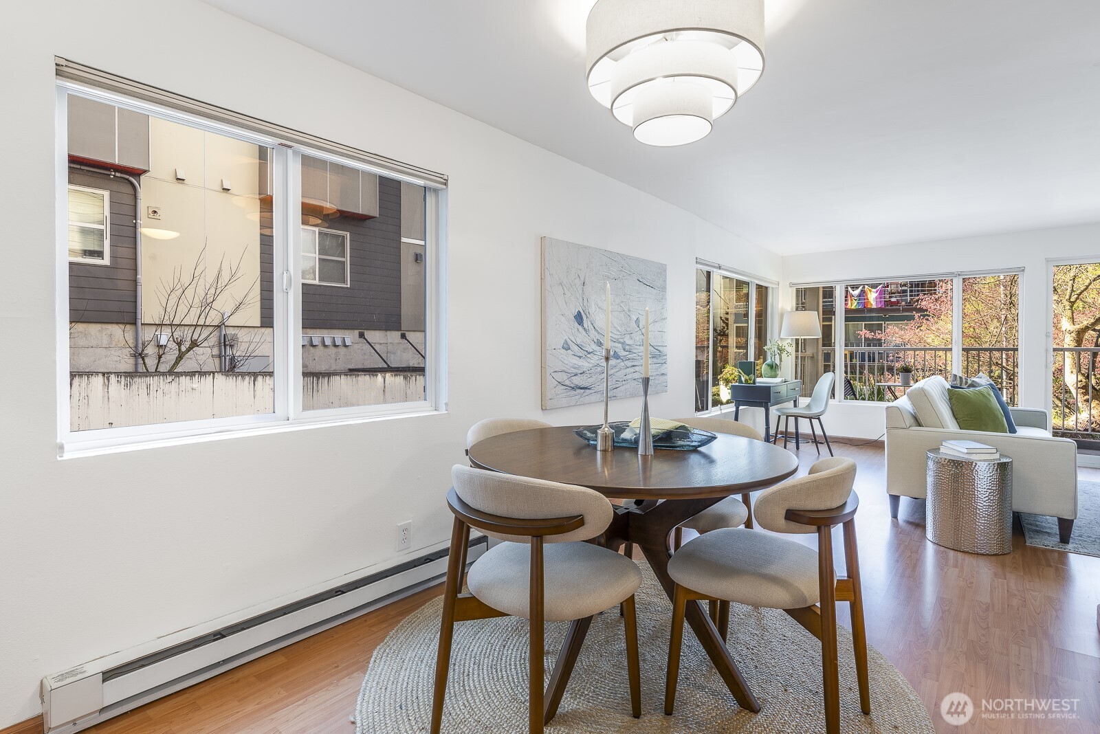 308 Summit Avenue E Unit: 203