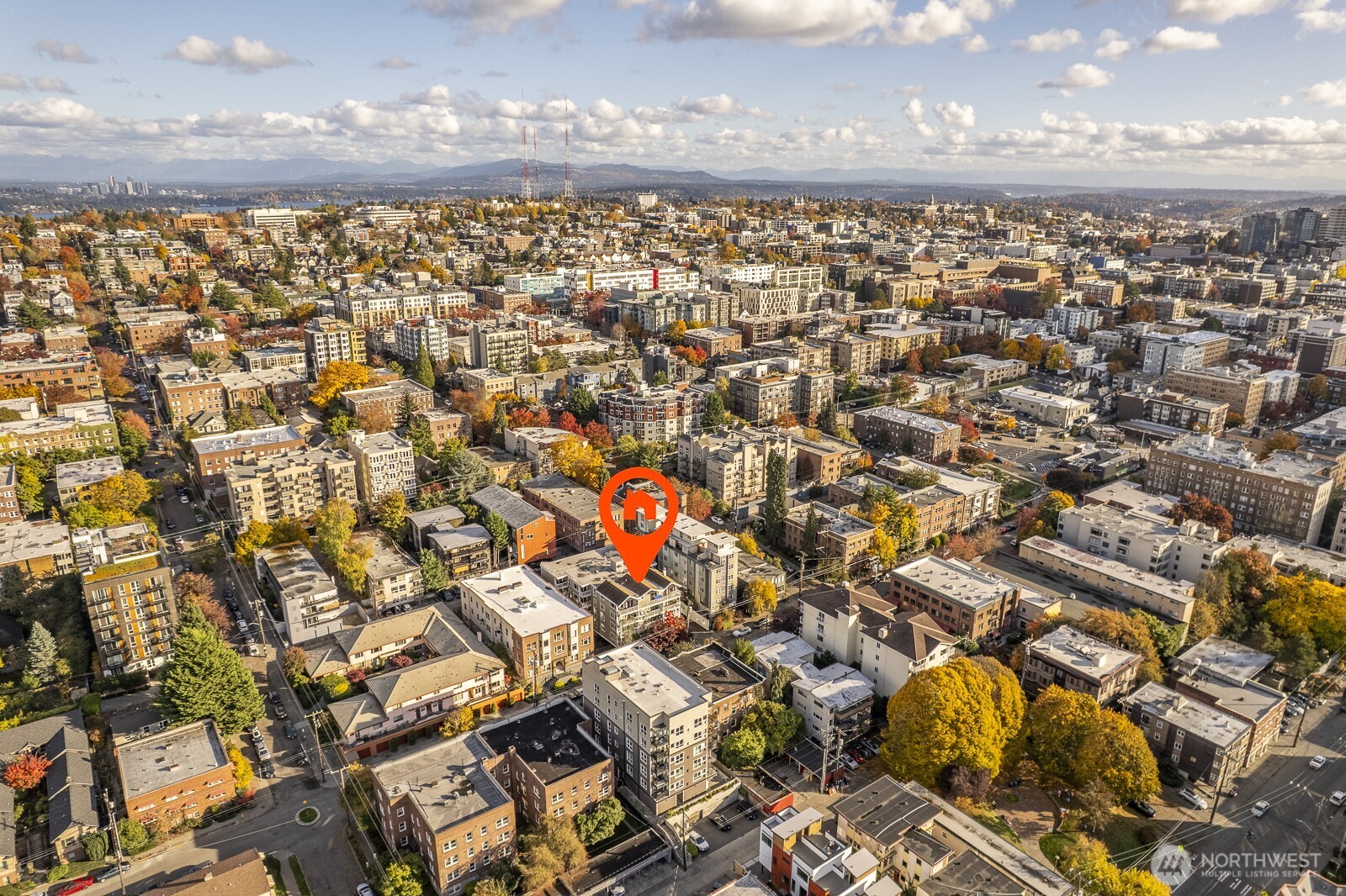 308 Summit Avenue E Unit: 203