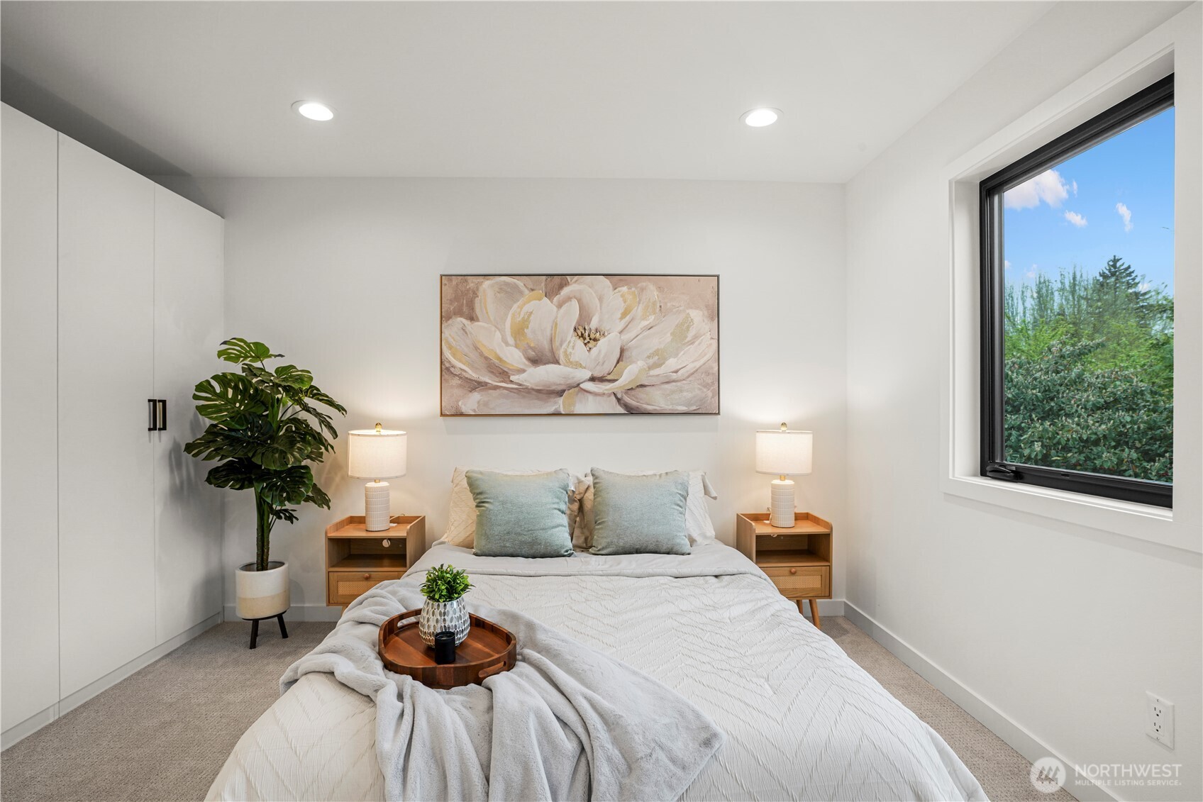 13022 Corliss Avenue N Unit: B