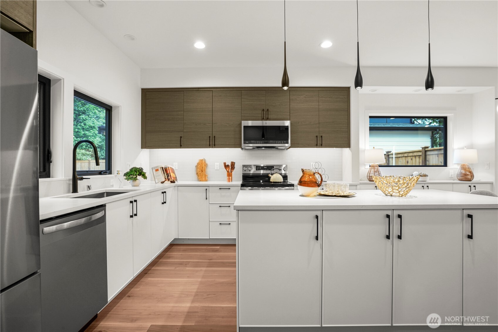 13022 Corliss Avenue N Unit: B