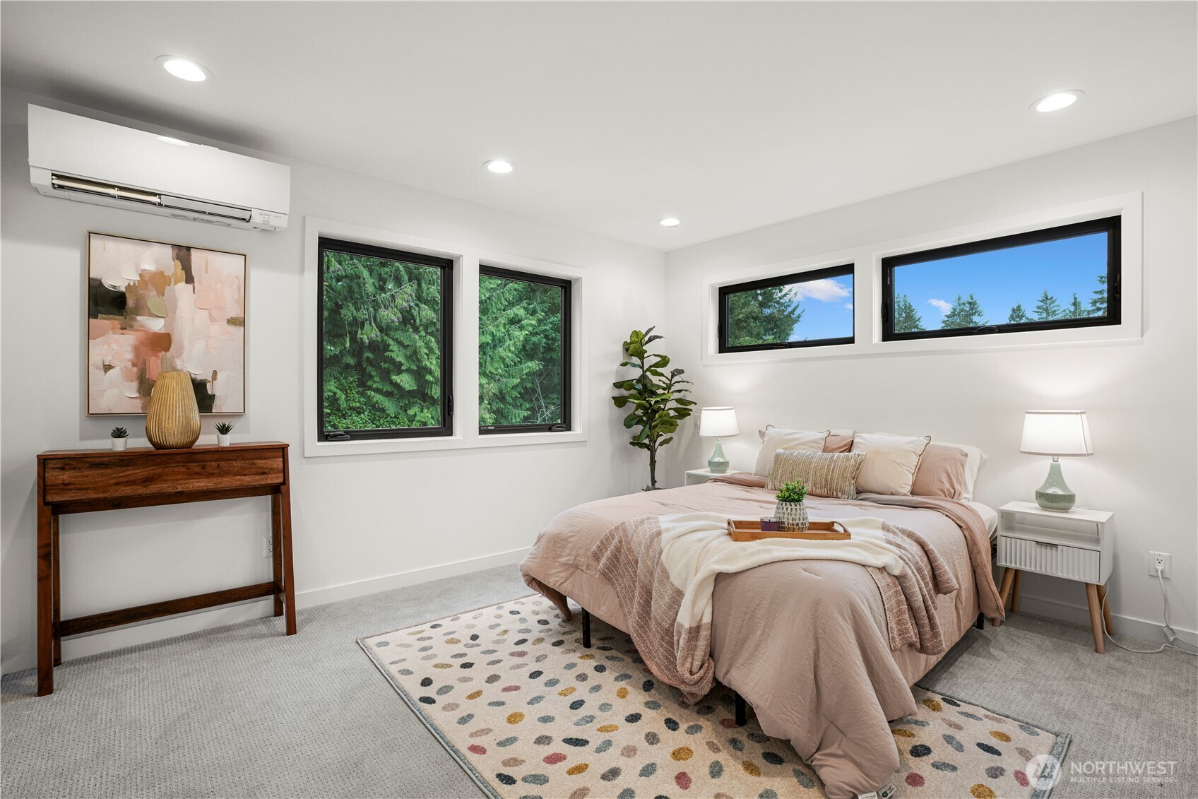 13022 Corliss Avenue N Unit: B