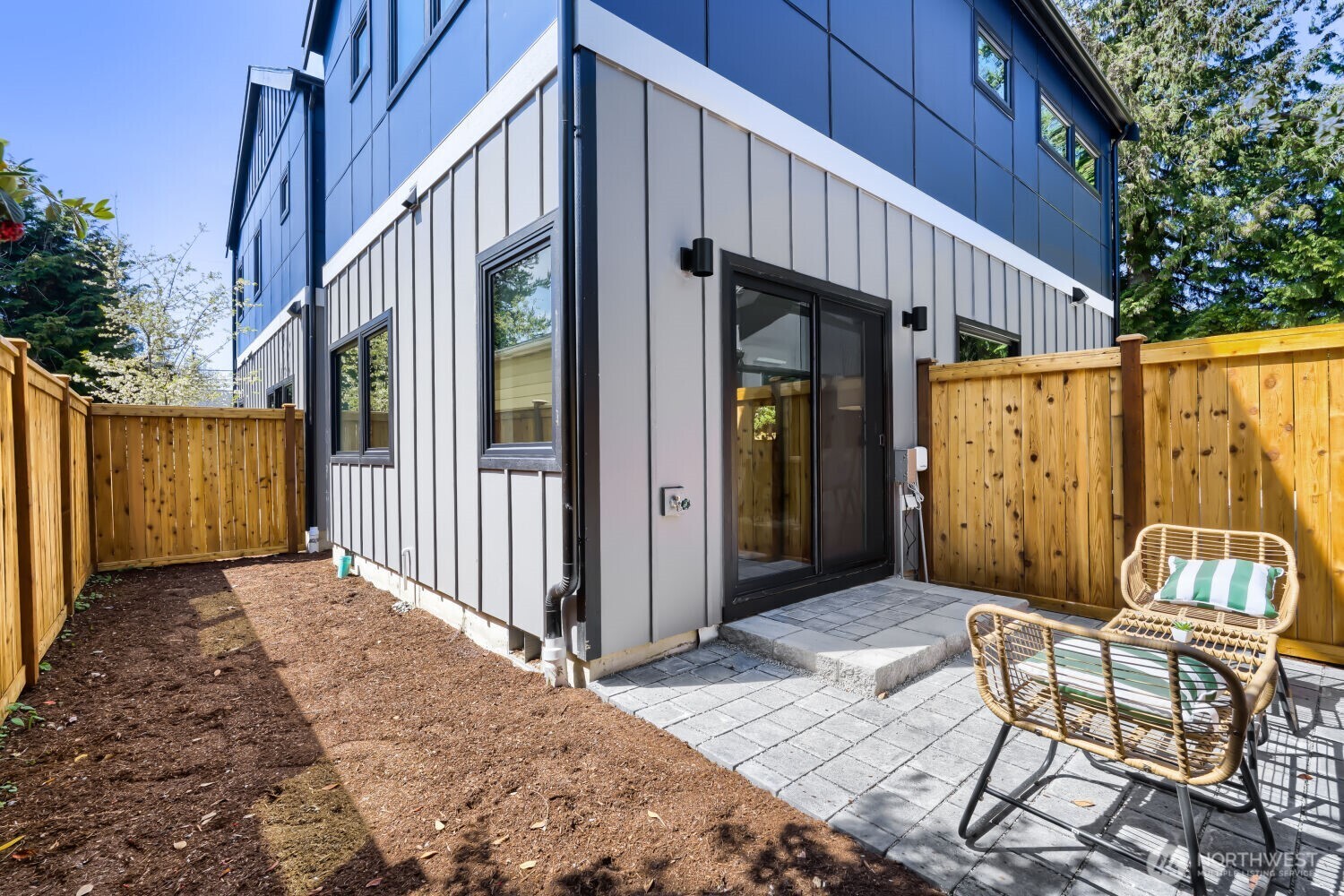 13022 Corliss Avenue N Unit: B