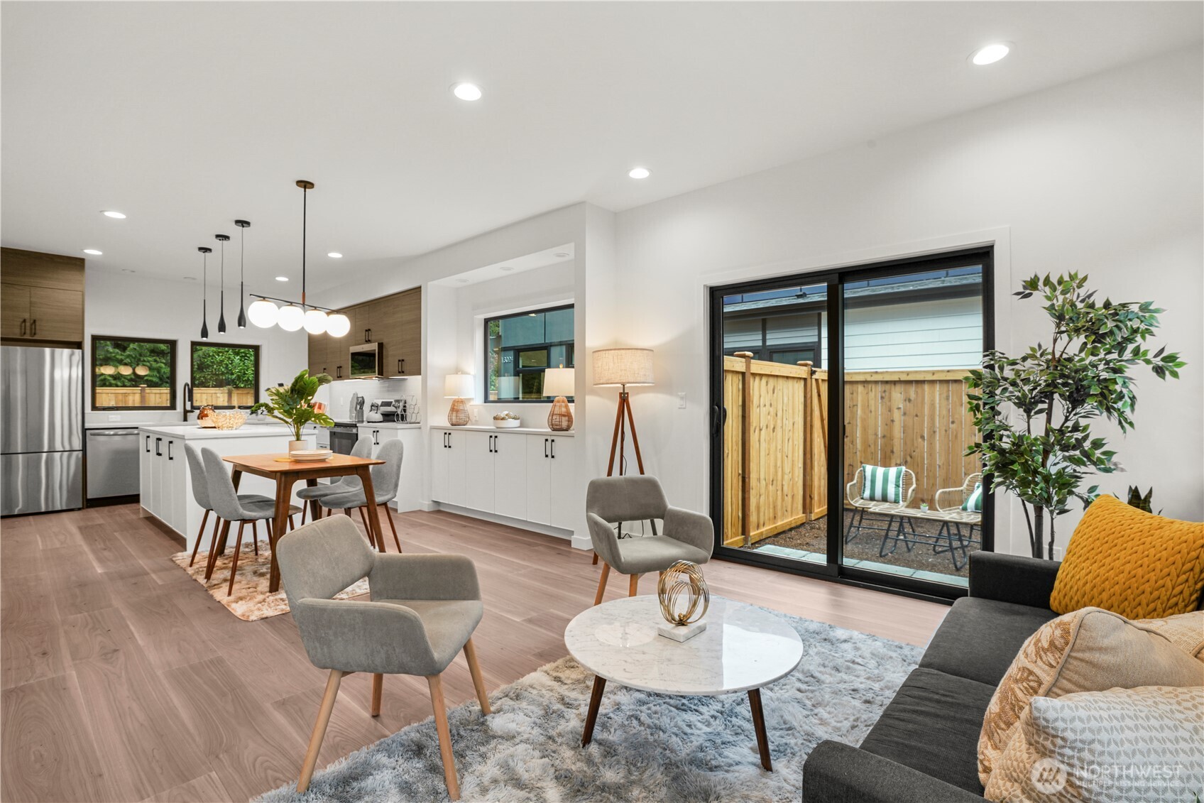 13022 Corliss Avenue N Unit: B