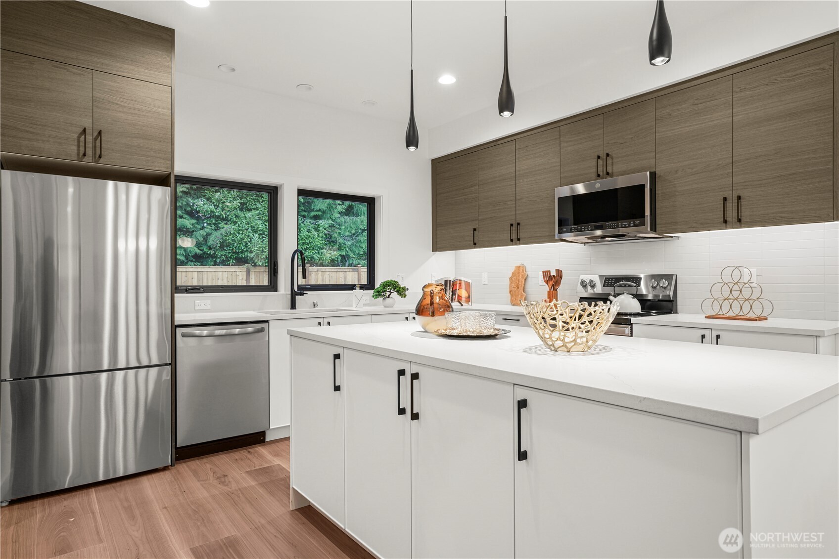 13022 Corliss Avenue N Unit: B