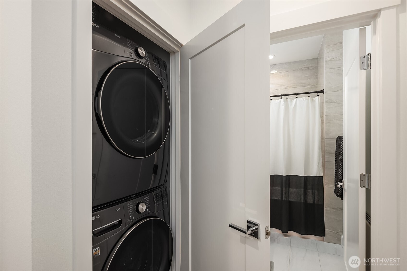 1827 14th Avenue Unit: B