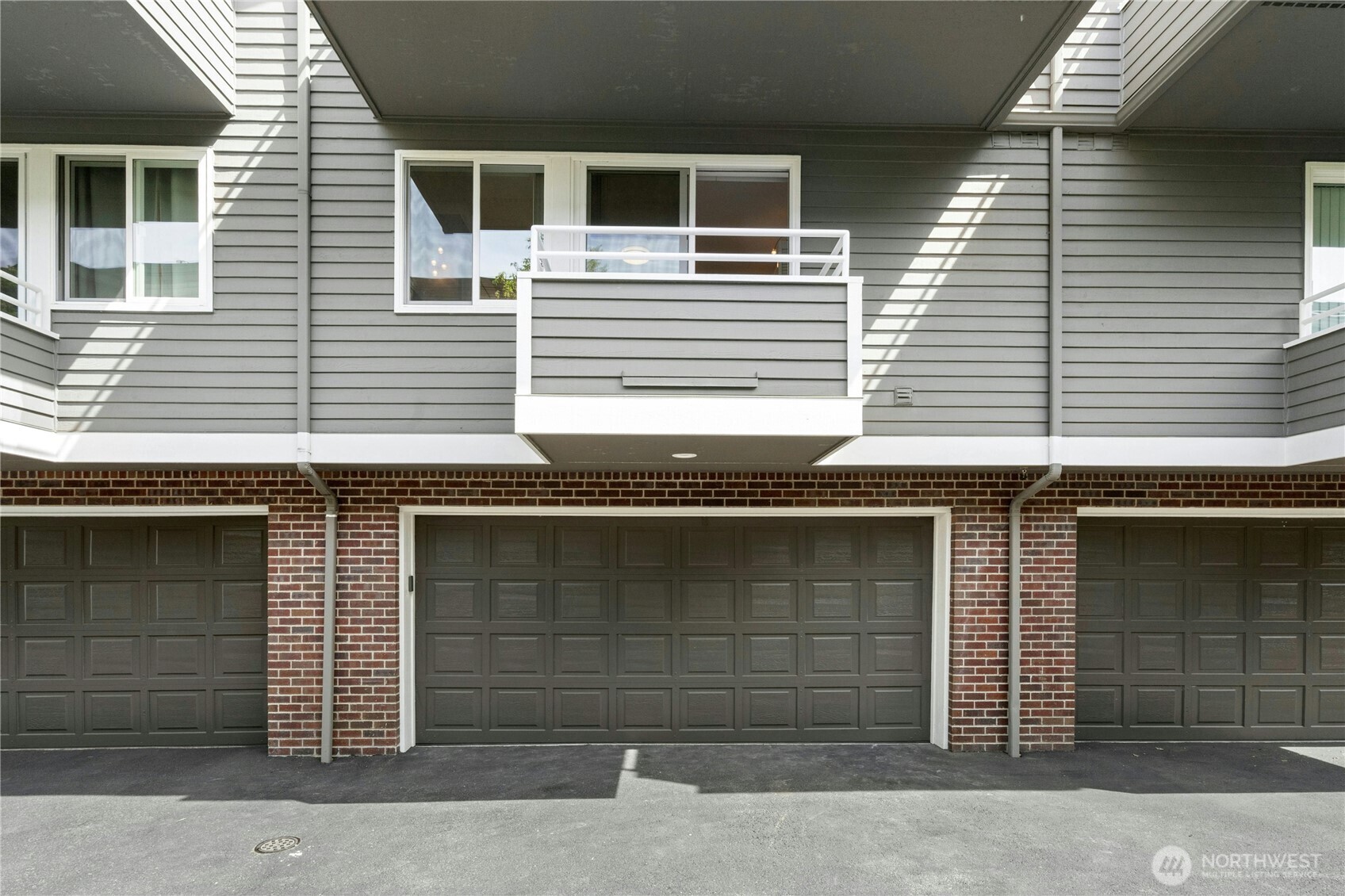 520 Walnut Street Unit: 3