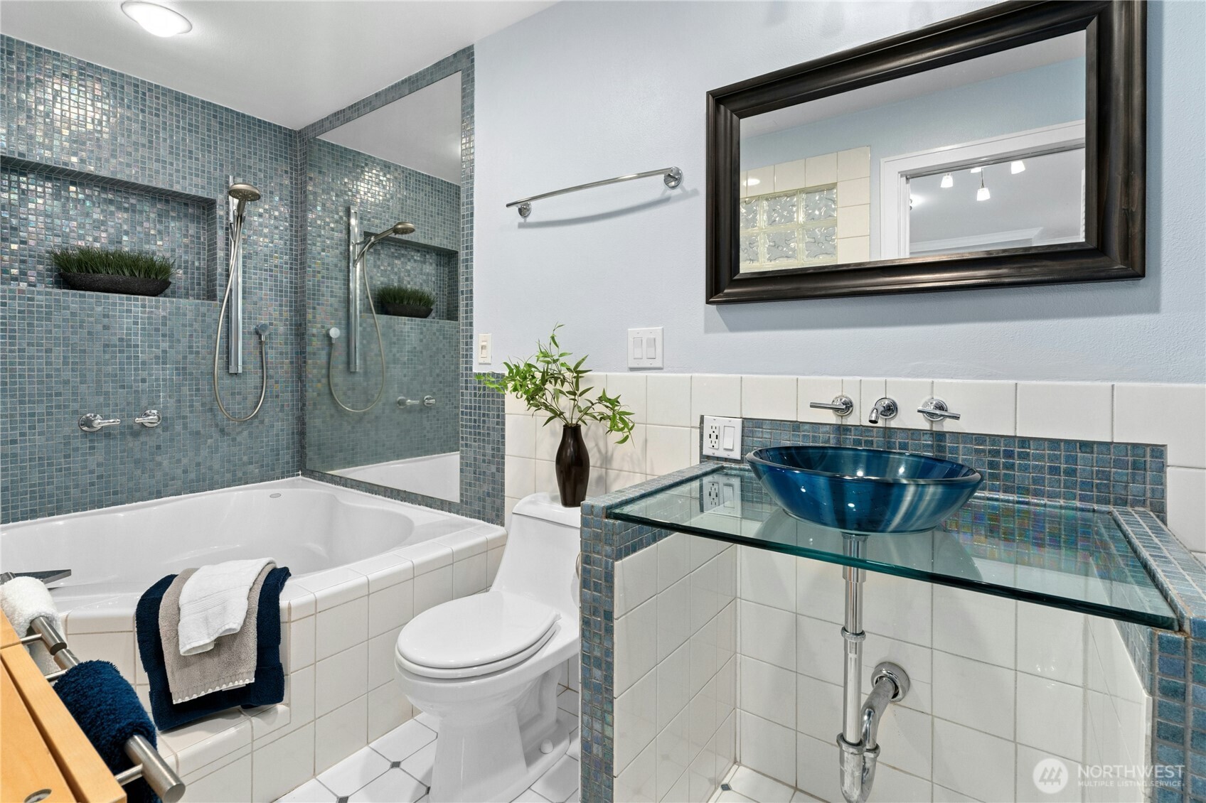 520 Walnut Street Unit: 3