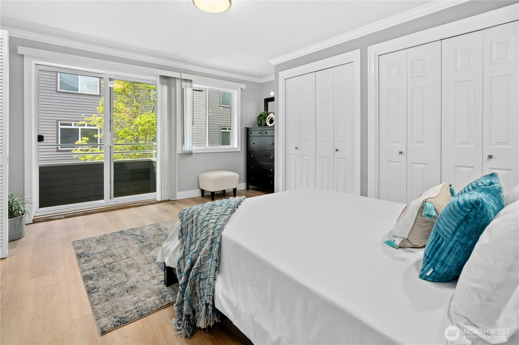 520 Walnut Street Unit: 3