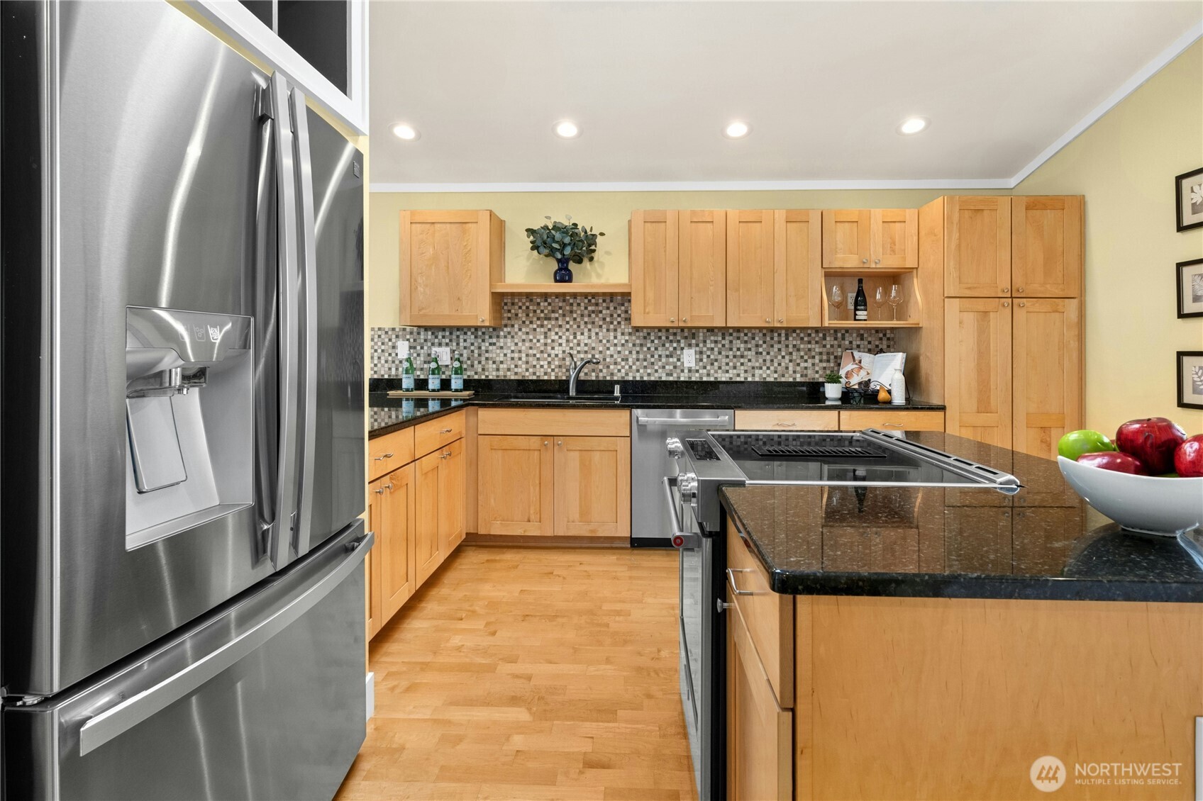 520 Walnut Street Unit: 3