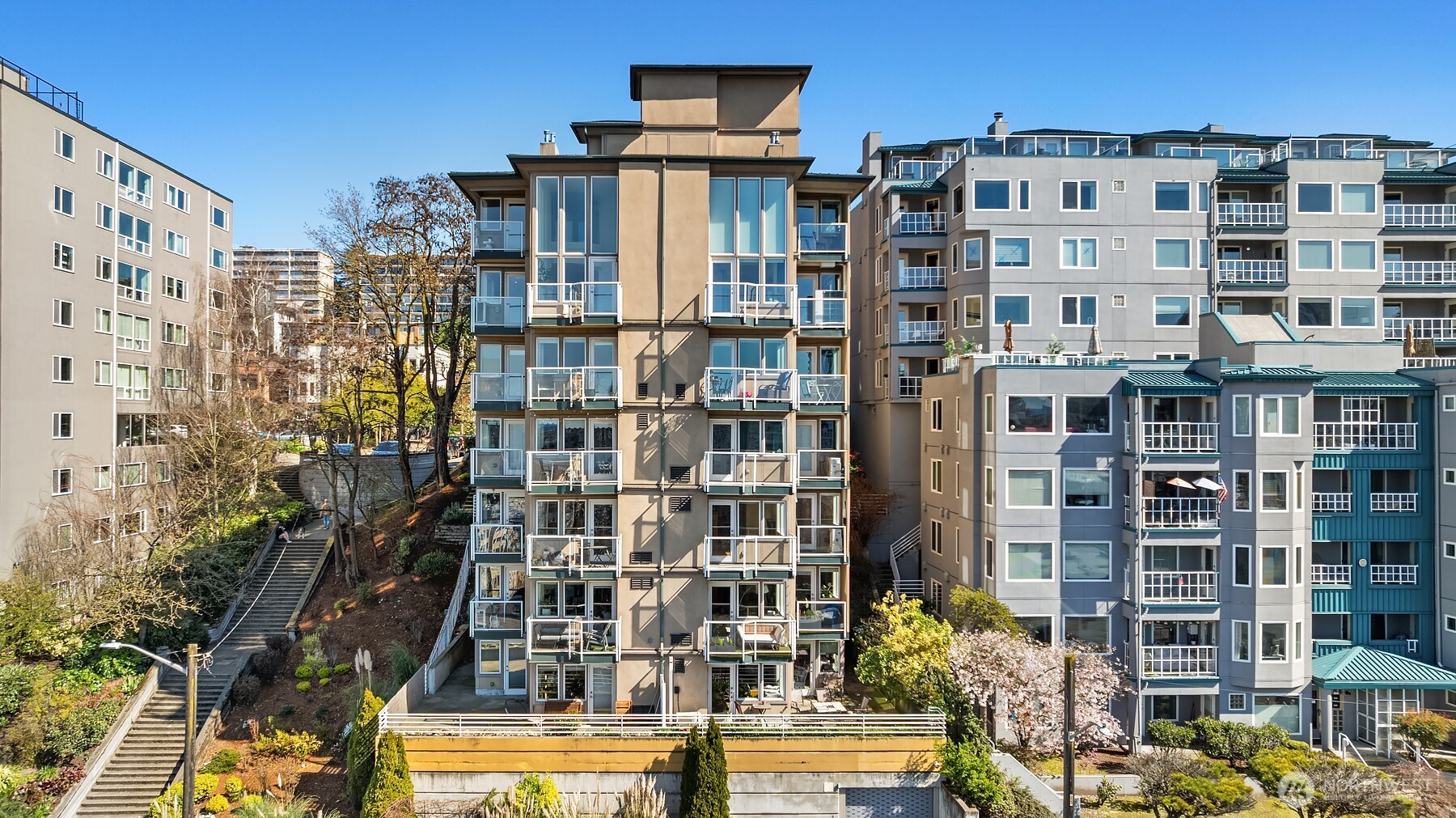 311 E Republican Street Unit: 201