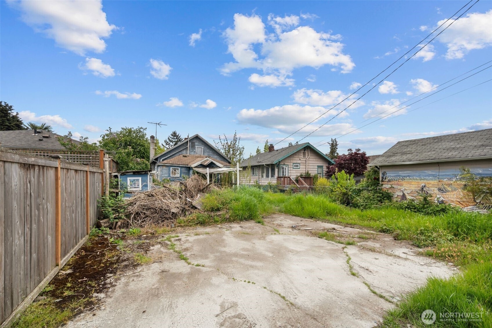 4724 25th Ave SW
