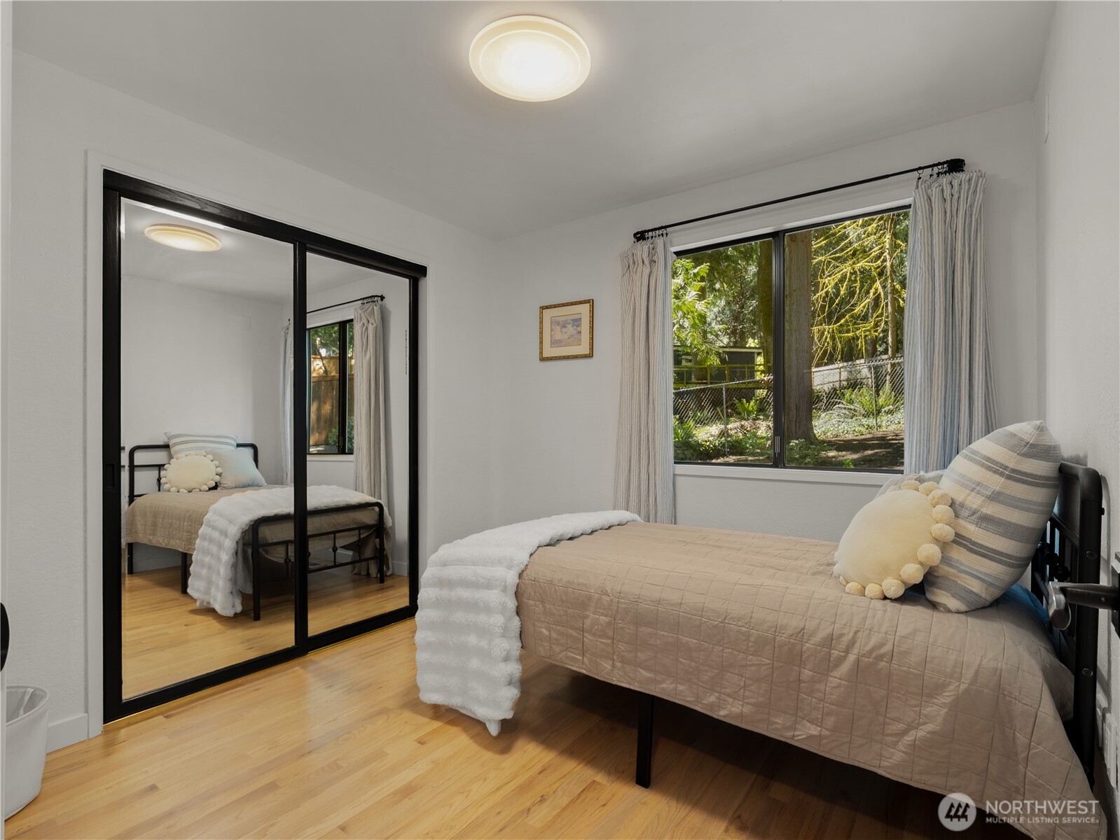 22713 NE 12th Place