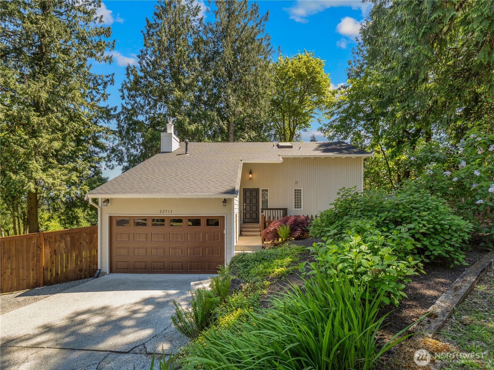 22713 NE 12th Place