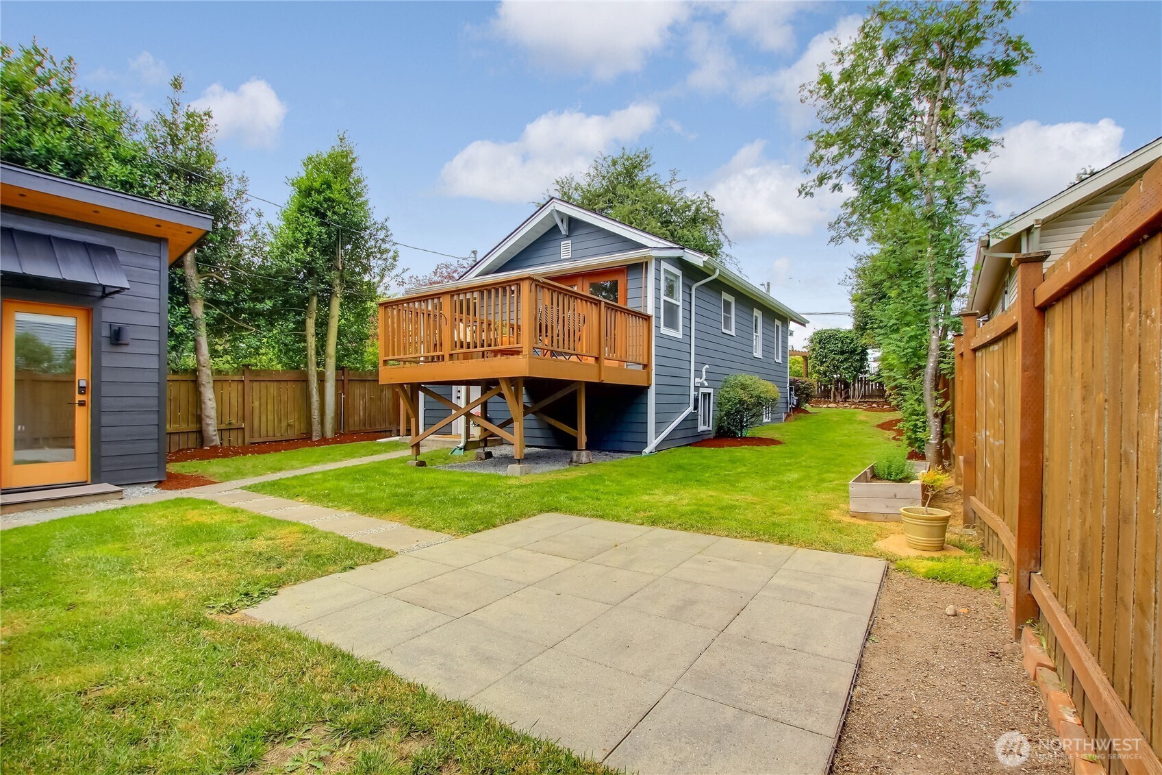 7534 12th Avenue SW